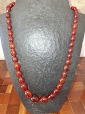 ancien collier bakélite rouge