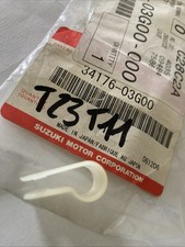 Suzuki 34176-03G00 clip