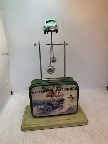 Ancienne boite publicitaire - boite,