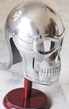 Casque d'armure médiévale