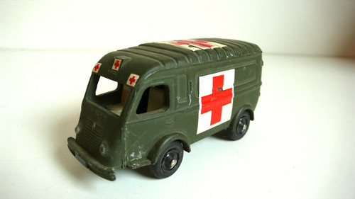 Cij ambulance militaire - ,