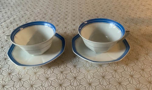 Grandes tasses sous - tasses,