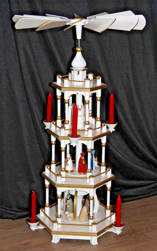 Magnifique grande pyramide - magnifique, de