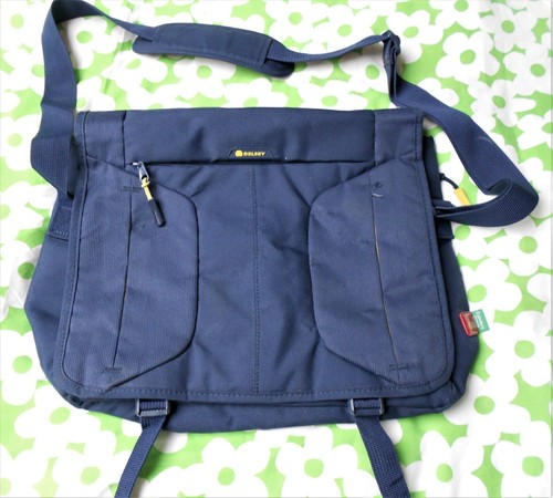 Sacoche cartable avec rabat - cartable,