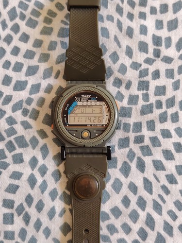 Montre vintage timex - montre,
