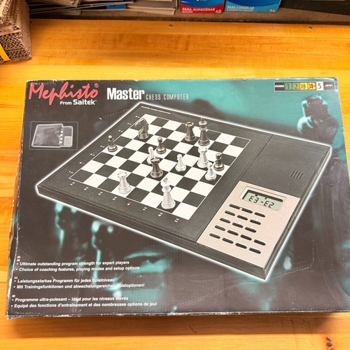 Mephisto master chess computer - master,