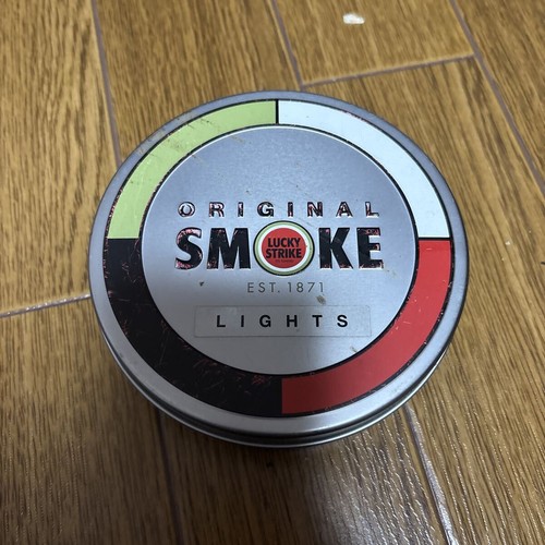 Lucky strike ashtray - strike,