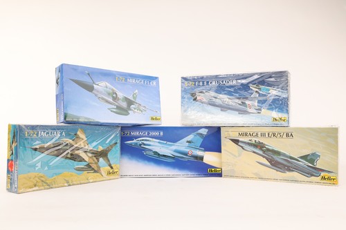 Heller lot 5 maquettes - un,