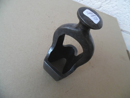 Old tool outil - old, /