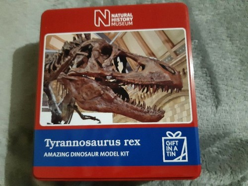 Dinosaure tyrannosaurus rex - tyrannosaurus,