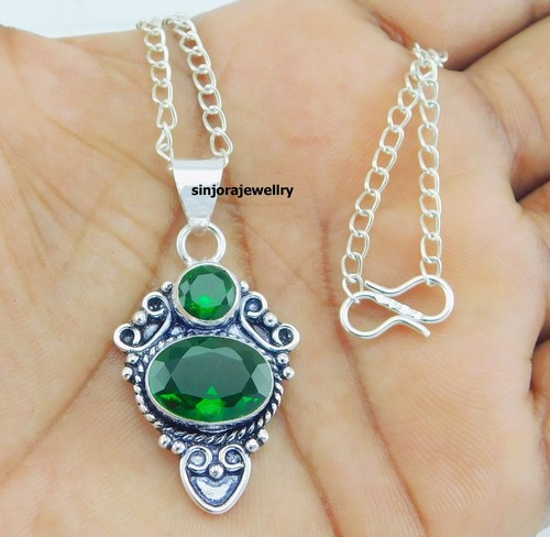 Pendentif fait main - , en