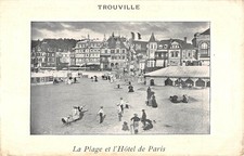 CPA 14 TROUVILLE / LA PLAGE ET