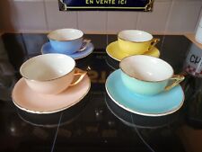 4 PETITES TASSES A CAFÉ AVEC
