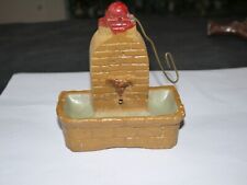 FIGURINE  EN COMPOSITION