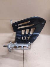 cale pied gauche complet