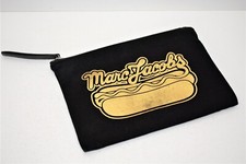 Marc Jacobs, Trousse