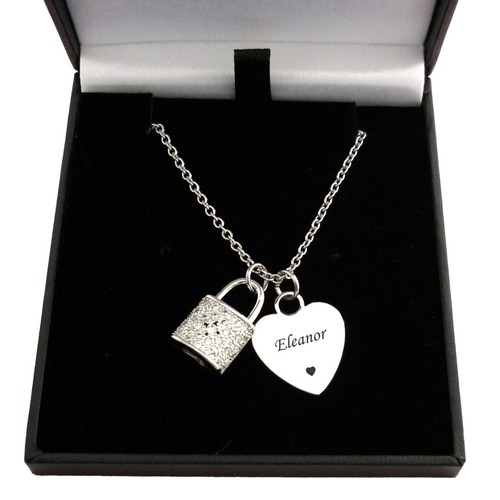Collier cœur gravé avec - collier,