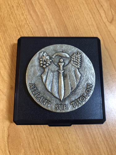Médaille ancienne aillant - ancienne, aillant-