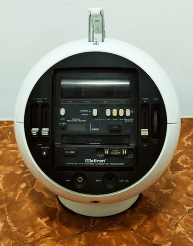 Rare white weltron model - white, 2004