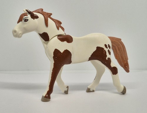 Cheval blanc tachete marron - cheval,