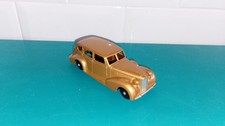 2610251 dinky toys atlas packard Eight Sedan 39A gold