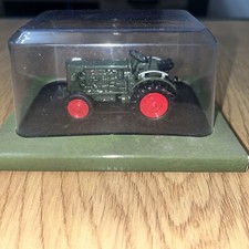 HACHETTE UNIVERSAL HOBBIES