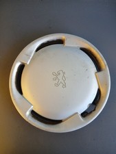 Peugeot 106 / Enjoliveur "Helice" 13 pouces / 9607276480