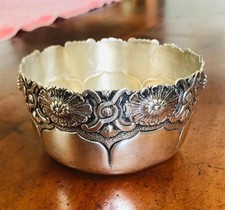 petite coupe en argent massif