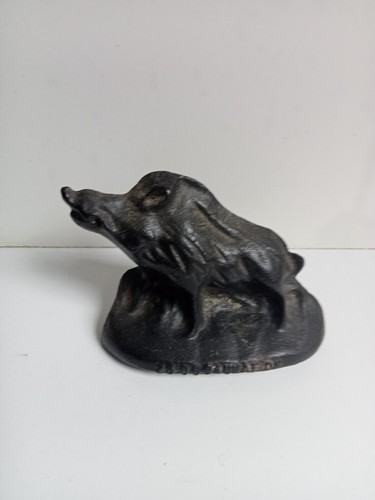Statuette sanglier fonte - en, de