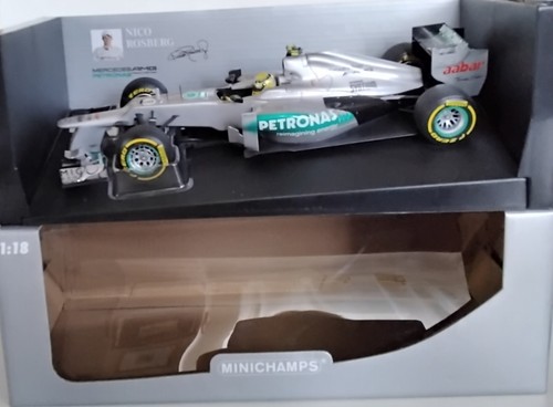 Mercedes amg petronas w03 - petronas,