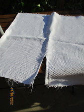 Morceau de jupon en coton piqué matelassé mécanique ancien (1880) Provence