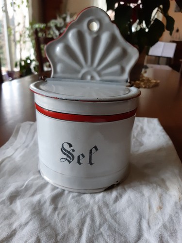Boite sel emaillee - boite, a