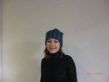 BONNET BOB FAIT A LA MAIN -