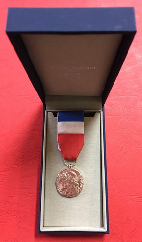 Médaille honneur travail - du,