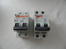 1 lot de 2 disjoncteurs multi