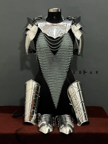 Armure médiévale cuirass - médiévale, en