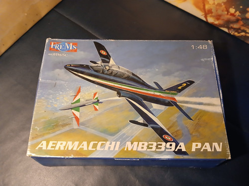 Maquette neuve aermacchi - maquette, -aermacchi