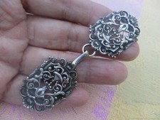 boucle ajouré cape ancienne