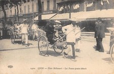 CPA 69 LYON PLACE BELLECOURT LES POUSSE POUSSE CHINOIS