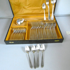 menagere 37  pieces metal