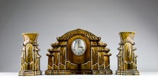Sarreguemines, Horloge de Cheminée "Pagode", France, 1940s