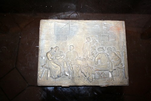 Plaque relief en - ,