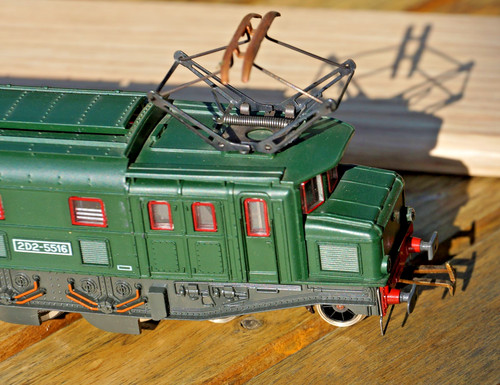 Locomotive électrique - , ho