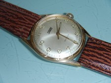 Montre mécanique ancienne