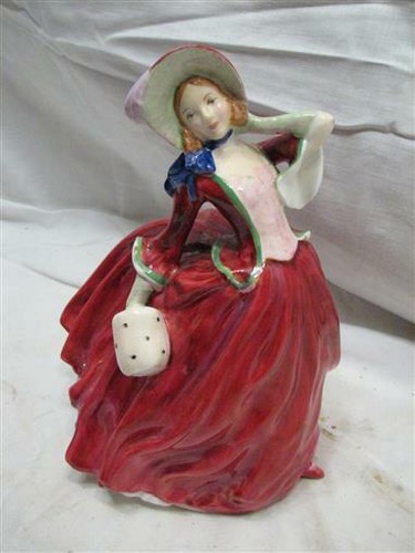 Vintage royal doulton figurine - royal,