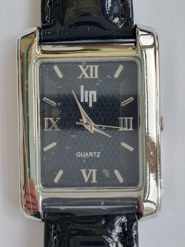 Neuve stock montre - neuve,