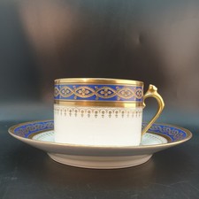 Belle tasse à thé & soucoupe