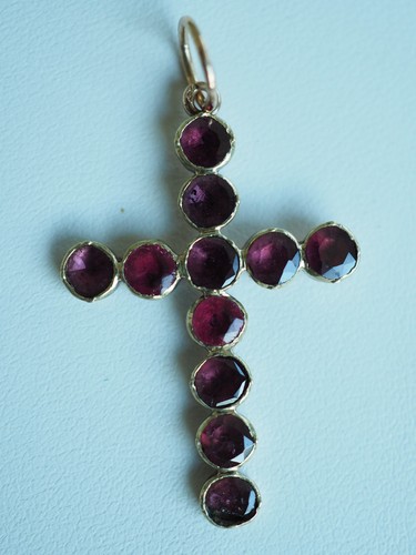 Croix pendentif ancien grenats - croix,