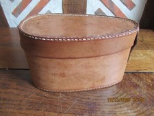 COFFRET A EPAULETTES DE D'OFFICIER DE L ARMEE EN CUIR