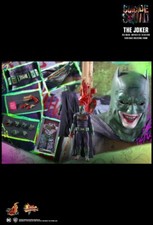Suicide Squad The Joker Batman Imposter Version MMS384  1/6 Hot Toys